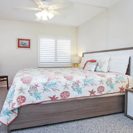 Tropical Garden Condo Just Steps to Sanibel Beach