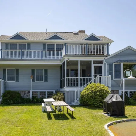 Spacious Beach Villa - Ocean Views - 3 Minute Walk to Shore - Available All Year