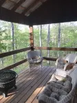 Pruitt Mountaintop Cabin Rental