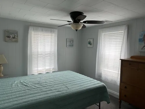 3Br Beachfront Getaway – Behind Owner’s Home