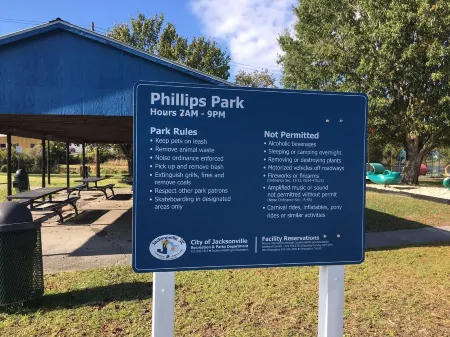 Newly remodeled 3 bdrm, walk to park, restaurants