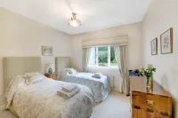 'The Willows' A Charming home on Dollarbeg Castle Estate Hotels in Dollar