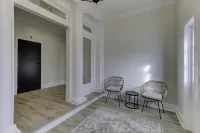 Chic 2BR Midtown Retreat: Your Gateway to Memphis Magic!