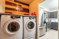 Tempe Getaway with Private Pool & Amazing Location!