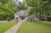 The Young House Very Close To Downtown Murfreesboro  35 minutes from Nashville!