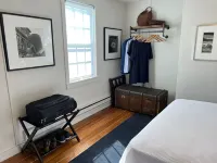 Historic Downtown Garden Oasis with Private Patio