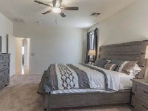 Beautiful Bungalow in Award Winning Resort Style Gated Sun Lakes community Hotels in Sun Lakes
