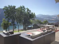 Wapato Point Bear Mountain Retreat - Views + Resort Access Hotels in Manson