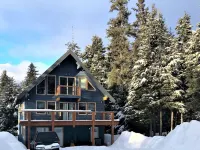 Spacious rental for 6 in lovely home with gorgeous views, minutes from resort Hotels near Chair 7