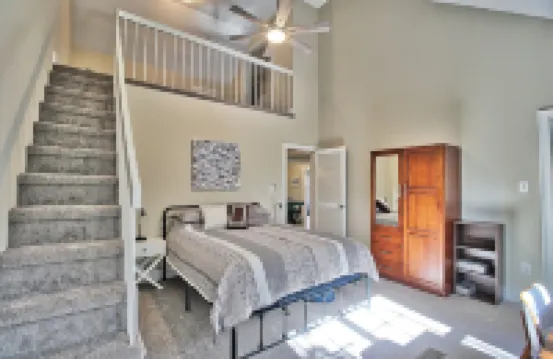 Family/Pet friendly home beside the Waccamaw River.