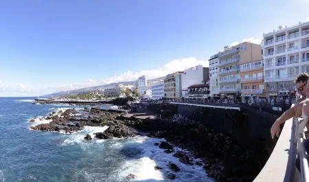 Modern and new downtown apartment in Puerto de la Cruz