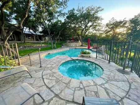 Luxury Private Ranch Style Villa