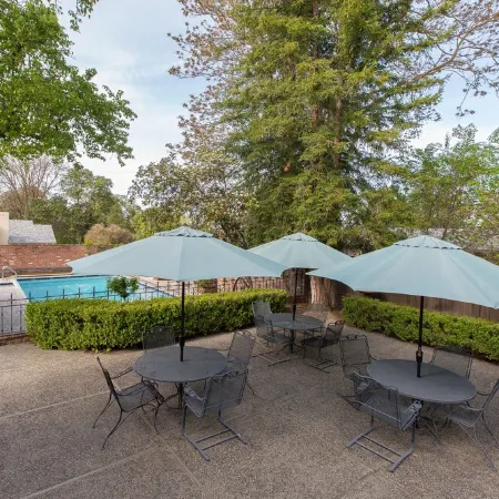 Historic Downtown House and Pool in Paso Robles Wine Country