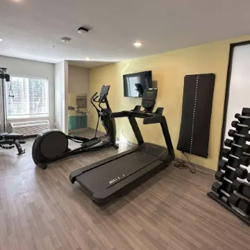 Echo Suites Richmond West - Extended Stay by Wyndham