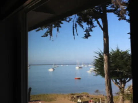 Captain's quarters Hotels in Moss Beach