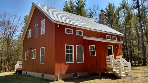 MODERN FARMHOUSE, Saugerties Woodstock, Deck, Fireplace, Fire Pit, WiFi, TV