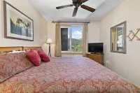 Spectacular Ski-in/Ski-Out Condo with 5-Star Appeal
