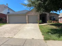 Spacious Family Haven w Big Yard, Great Location!
