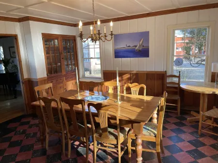 Spectacular Oceanfront Estate with Beautiful Sunsets on 8 acres