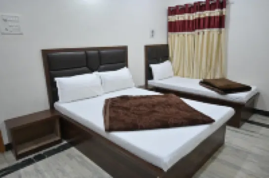 Hotel Roshan Palace Hotels in Banaskantha