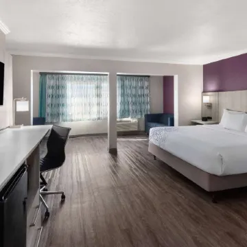 La Quinta Inn & Suites by Wyndham North Orem