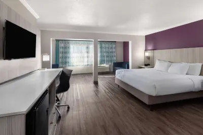 La Quinta Inn & Suites by Wyndham North Orem