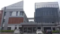 M-LIVIN Dorm Hotel Các khách sạn ở Dul