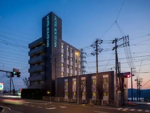 HOTEL ROUTE-INN KOMORO Các khách sạn gần Ga Mitsuoka