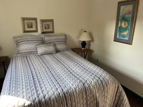 Cabin #9 The Lighthouse on the Lake