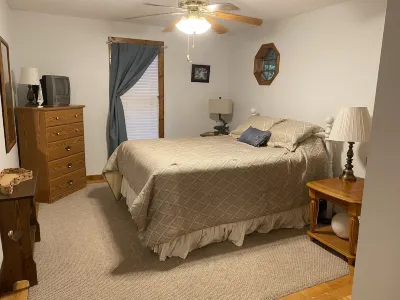 Convenient/Restful Mountain Get-away Hotels near Bartram Trail: Wallace Branch to William's Pulpit