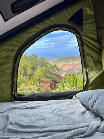 Fully Decked Lifted 4WD Lexus GX470 Camper! Отели в г. Ваилуа