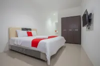 RedDoorz @ Kertajaya Surabaya