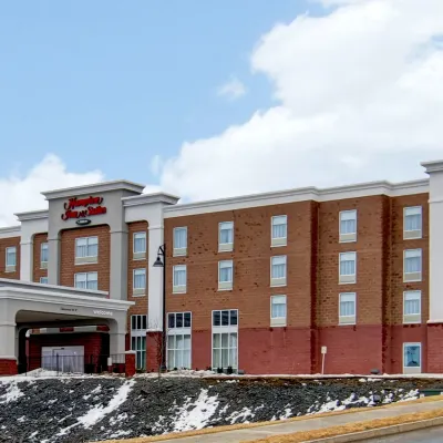 Hampton Inn & Suites by Hilton Saint John Hotels near Stone Church