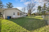 Spacious 4 bedrooms 3 full bath house in delightful Columbus with AC, WiFi