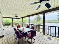 Cooper Basin River House - 30 mins to beaches
