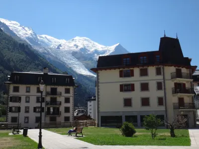 LUXURY 4 ROOM DUPLEX, GARDEN, FULL CENTER CHAMONIX, 4 STARS