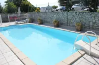 House with pool and games room in Santillana del Mar - 別墅