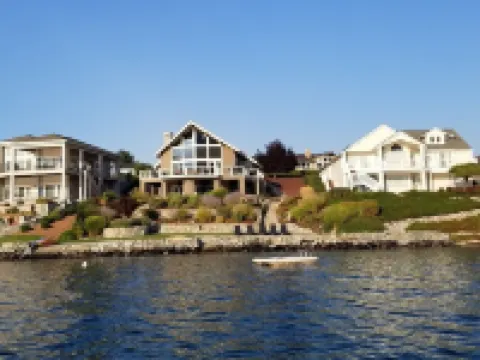 Waterfront, HotTub, Pool, PickleBall, Wapato Point Hotels in Manson