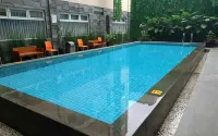 Hotel Bumi Makmur Indah - Pools