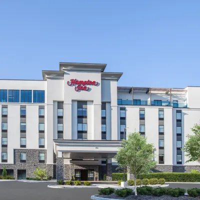 Hampton Inn Rochester-Penfield Hotels near Artisanworks