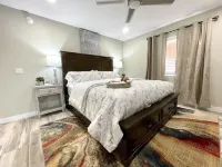 Wknd@ Bernie's II-2 Private Villas Private Compound 4bd/4ba/2 Hot Tubs