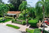 Tropical Villas of Venice Beach Các khách sạn gần Father Fish Aquarium