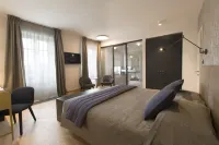 Villaggio Narrante - le Case dei Conti Mirafiore Các khách sạn ở Serralunga d'Alba