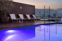 Melia Madrid Serrano - Rooftop Pools