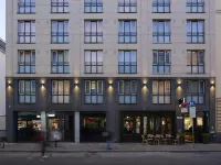Bob W Münchner Freiheit Hotels near Leopoldstrasse