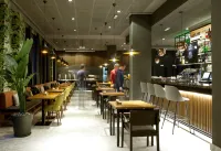 Hotel Malcom and Barret - Bares