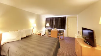 Travelers Inn