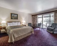 Econo Lodge Near Reno-Sparks Convention Center - Parvekkeita