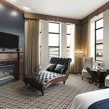 Des Lux Hotel