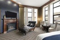 Des Lux Hotel Hotels in Des Moines